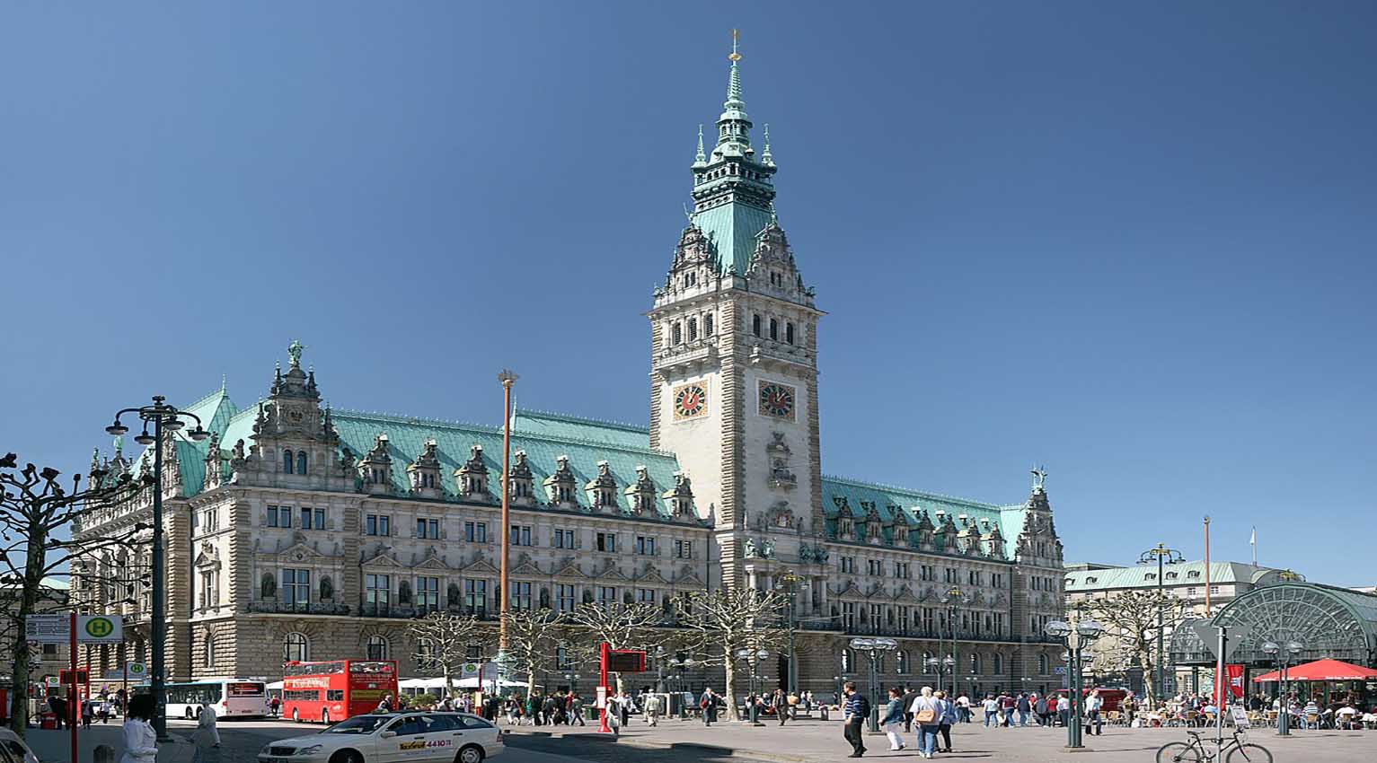 Die 10 wichtigsten Wahrzeichen in Hamburg, die du unbedingt sehen musst
